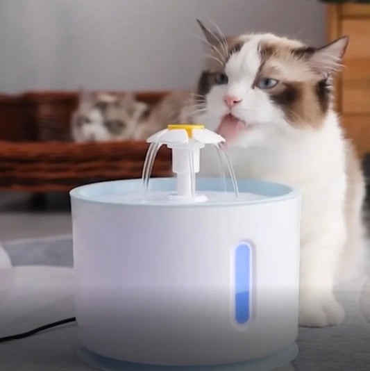 BEBEDERO ELECTRICO PARA MASCOTAS 2.4 Litros